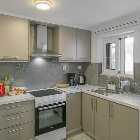 Comfy Flat With Large Terrace, Fiber Internet And Private Parking 公寓 干尼亞